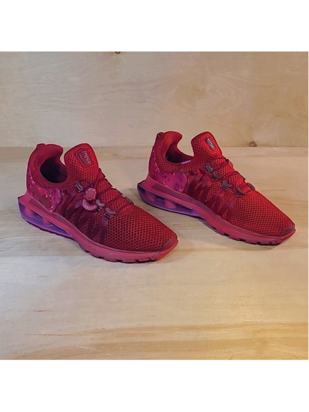 Nike Shox Gravity Red and Pink Floral Womens Size 8 Athletic Sneakers - Picture 3 of 11